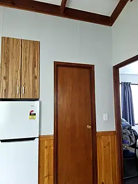 Snapshot of Off_the_Lesh chatting on January 18, 2026, 2:37 am Off the Lesh online show from January 18, 2026, 2:37 am