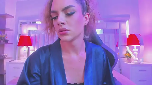 mariiahneedles online show from March 8, 2026, 1:44 am