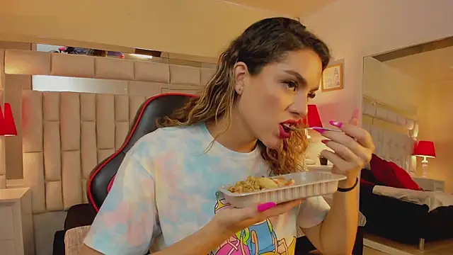 Snapshot of mariiahneedles chatting on February 14, 2025, 9:21 pm mariiahneedles online show from February 14, 2025, 9:21 pm