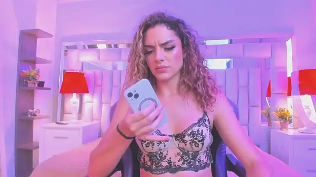 Snapshot of mariiahneedles chatting on February 13, 2026, 4:34 am mariiahneedles online show from February 13, 2026, 4:34 am