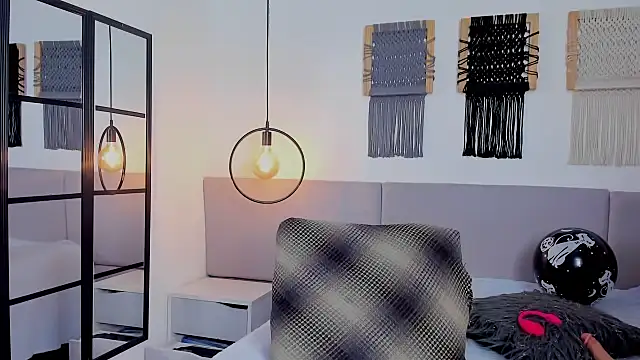 Sweet camille online show from October 23, 2025, 2:21 am