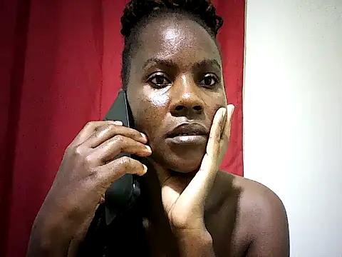 Snapshot of Pierra77 chatting on May 5, 2026, 2:53 pm Pierra77 online show from May 5, 2026, 2:53 pm