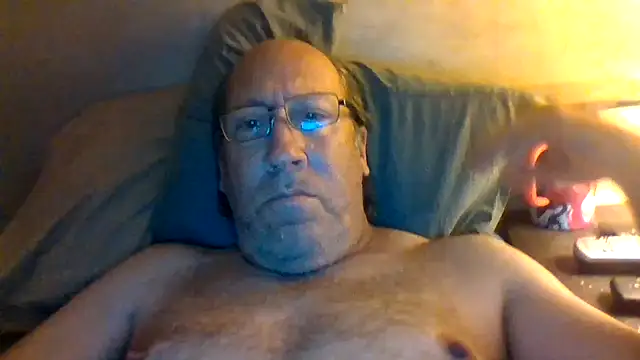 Snapshot of hornyrich69 chatting on June 13, 2026, 5:49 am hornyrich69 online show from June 13, 2026, 5:49 am