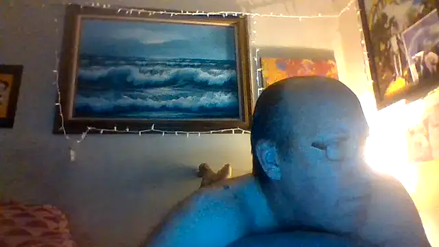 Snapshot of hornyrich69 chatting on February 27, 2026, 1:28 am hornyrich69 online show from February 27, 2026, 1:28 am