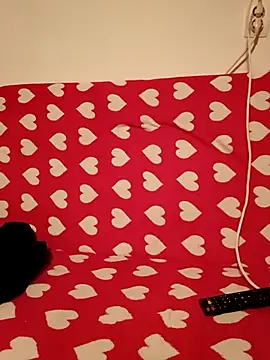 Aian09 online show from November 2, 2025, 3:06 pm