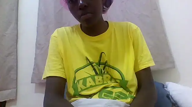 Snapshot of Ebony_maffin chatting on February 13, 2025, 7:31 pm Ebony maffin online show from February 13, 2025, 7:31 pm