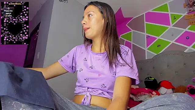 Laura naughty  online show from January 8, 2026, 9:21 pm