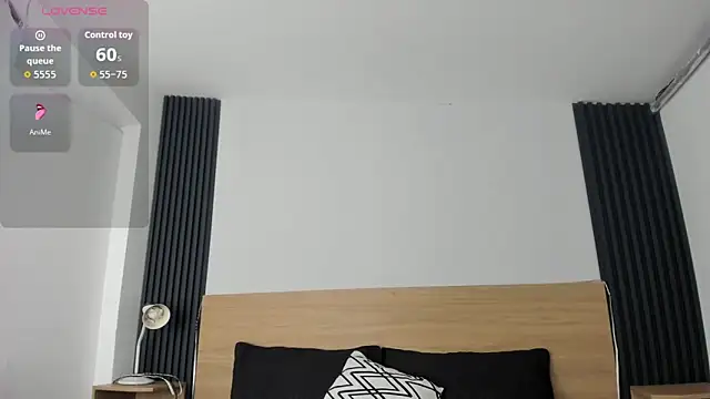 Snapshot of Chiqui_milk_ chatting on October 31, 2025, 7:10 pm Chiqui milk online show from October 31, 2025, 7:10 pm