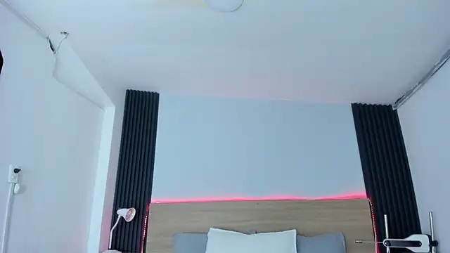 Snapshot of Chiqui_milk_ chatting on October 22, 2025, 7:13 pm Chiqui milk online show from October 22, 2025, 7:13 pm