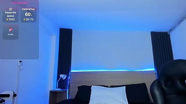 Snapshot of Chiqui_milk_ chatting on October 13, 2025, 6:53 pm Chiqui milk online show from October 13, 2025, 6:53 pm