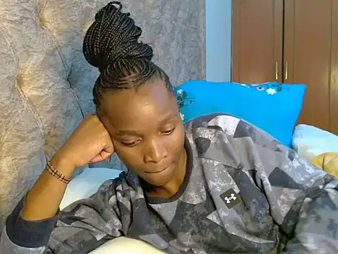 Snapshot of Naughty_Girl17 chatting on October 31, 2025, 5:42 pm Naughty Girl17 online show from October 31, 2025, 5:42 pm