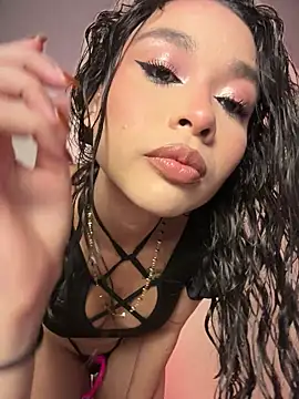 Hips hannah online show from February 7, 2026, 10:18 pm