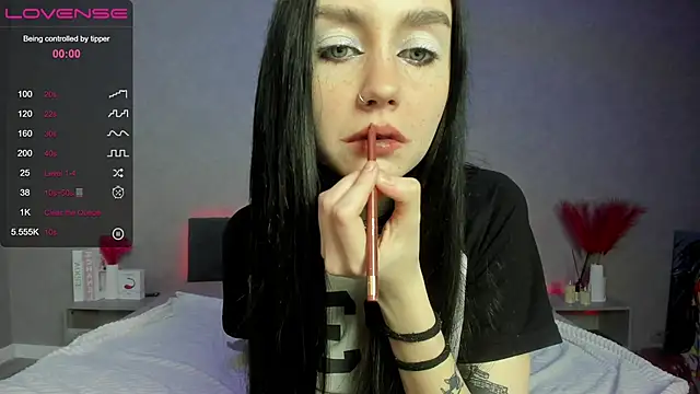 SophiaRyder online show from March 13, 2025, 7:06 pm