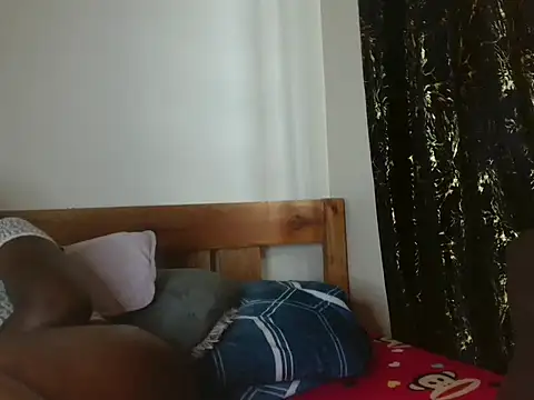 Snapshot of Sexxy_pretty24 chatting on February 25, 2026, 8:25 am Sexxy pretty24 online show from February 25, 2026, 8:25 am