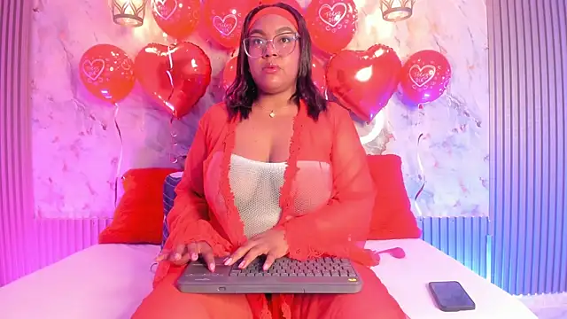 Snapshot of Esmeralda_Duarte chatting on February 14, 2025, 9:24 am Esmeralda Duarte online show from February 14, 2025, 9:24 am