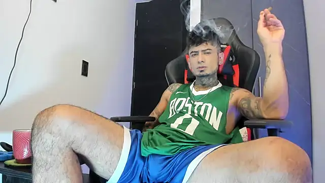 Snapshot of sergiio_mesa27 chatting on March 5, 2025, 1:50 pm sergiio mesa27 online show from March 5, 2025, 1:50 pm