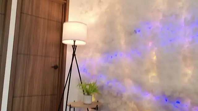 Snapshot of Hot_Couple666 chatting on March 9, 2026, 6:00 pm Hot Couple666 online show from March 9, 2026, 6:00 pm