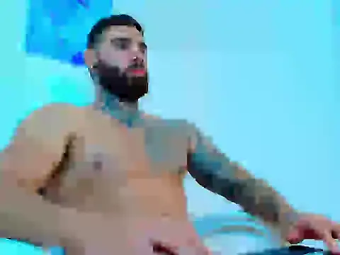 Snapshot of silvano_torres chatting on January 11, 2026, 5:14 am silvano torres online show from January 11, 2026, 5:14 am