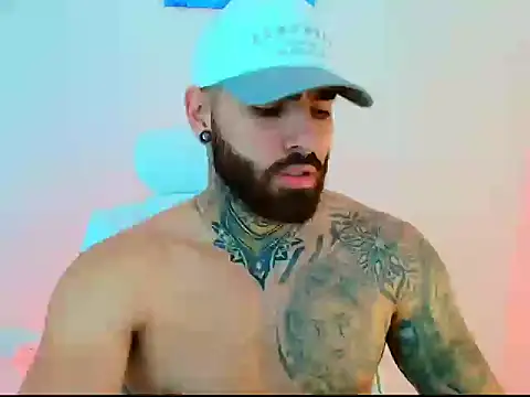 Snapshot of silvano_torres chatting on January 9, 2026, 3:30 pm silvano torres online show from January 9, 2026, 3:30 pm