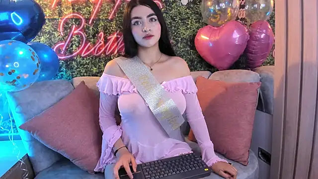 miel gomez online show from September 8, 2025, 10:20 pm