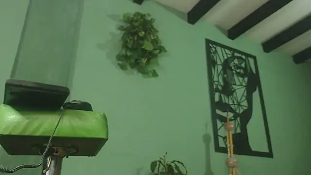 thirstymoonxx online show from November 20, 2025, 4:02 am