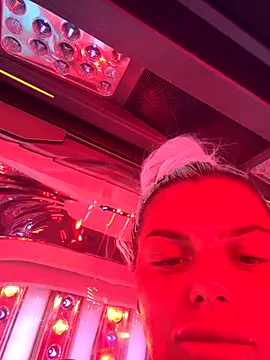 IrishTeenBarbie69 online show from October 31, 2025, 6:26 pm