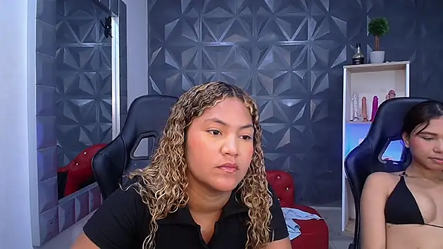 Cristal War online show from February 18, 2026, 11:12 pm