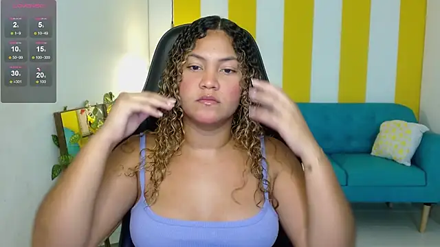 Cristal War online show from December 14, 2025, 11:21 pm