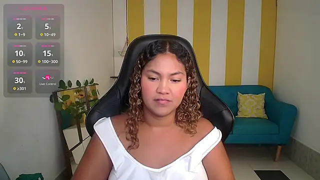 Cristal War online show from October 27, 2025, 11:05 pm