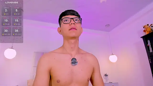 CodyTwink online show from June 29, 2026, 1:22 pm