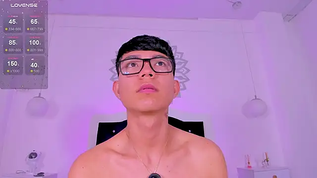 CodyTwink online show from February 12, 2026, 4:29 pm