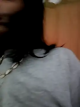 Snapshot of DeuxGold chatting on February 2, 2026, 10:42 pm DeuxGold online show from February 2, 2026, 10:42 pm