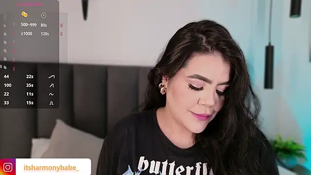 Snapshot of Harmonybabe_ chatting on February 8, 2026, 7:55 pm Harmonybabe online show from February 8, 2026, 7:55 pm