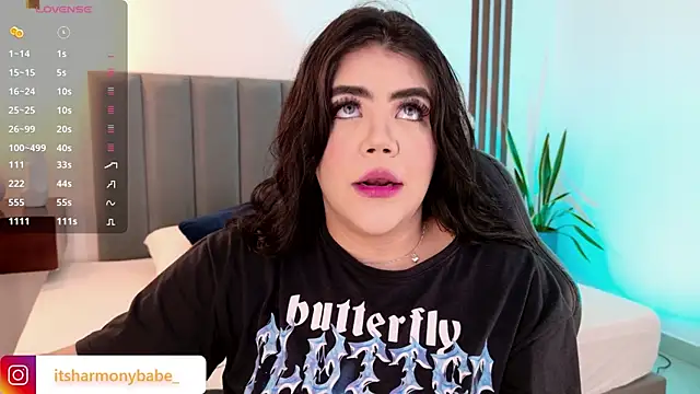 Harmonybabe  online show from May 25, 2026, 7:56 pm