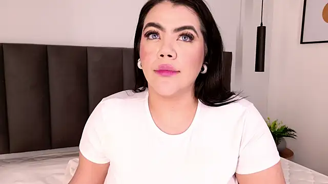 Snapshot of Harmonybabe_ chatting on January 17, 2026, 7:50 pm Harmonybabe online show from January 17, 2026, 7:50 pm