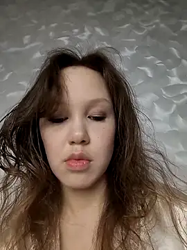  AnMiss  online show from April 2, 2026, 9:21 pm