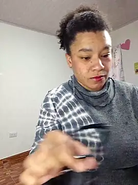 Selket11 online show from October 13, 2025, 11:34 am