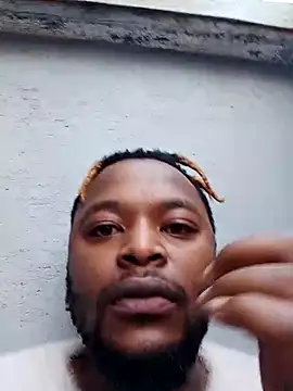 Snapshot of Freaky_Vannahs chatting on December 22, 2024, 4:17 am Freaky Vannahs online show from December 22, 2024, 4:17 am