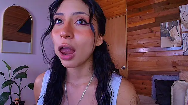 Snapshot of amber_curly chatting on July 9, 2026, 9:25 pm amber curly online show from July 9, 2026, 9:25 pm