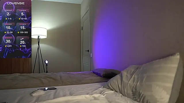 Snapshot of TaisonBrownX chatting on September 23, 2025, 6:37 pm TaisonBrownX online show from September 23, 2025, 6:37 pm