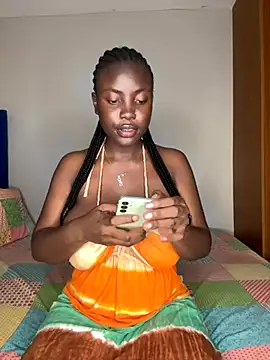 Snapshot of Tushy_baiby2000 chatting on September 9, 2025, 10:57 am Tushy baiby2000 online show from September 9, 2025, 10:57 am