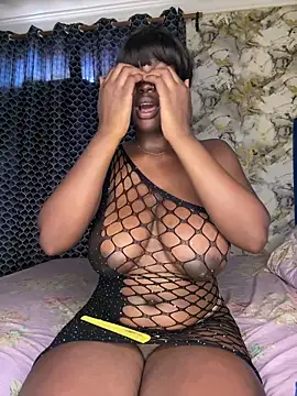 Snapshot of Tushy_baiby2000 chatting on March 1, 2025, 7:08 am Tushy baiby2000 online show from March 1, 2025, 7:08 am