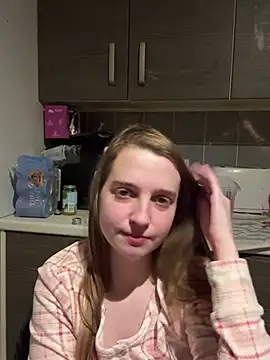 Snapshot of EvieRoseex chatting on December 6, 2024, 10:24 pm EvieRoseex online show from December 6, 2024, 10:24 pm