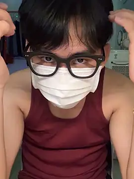 Snapshot of MinhTuanLive chatting on March 19, 2025, 10:33 am MinhTuanLive online show from March 19, 2025, 10:33 am