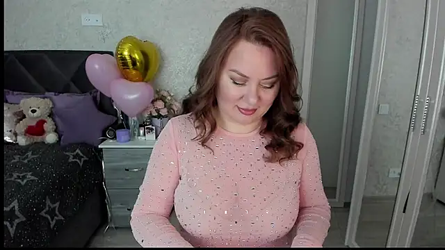 Snapshot of TwinklingStar_ chatting on February 14, 2025, 6:51 pm TwinklingStar online show from February 14, 2025, 6:51 pm