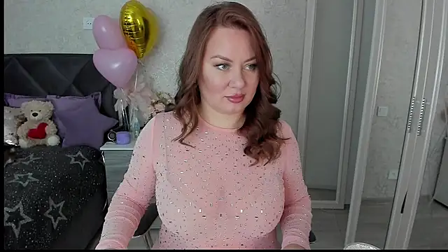 Snapshot of TwinklingStar_ chatting on February 14, 2025, 9:53 pm TwinklingStar online show from February 14, 2025, 9:53 pm