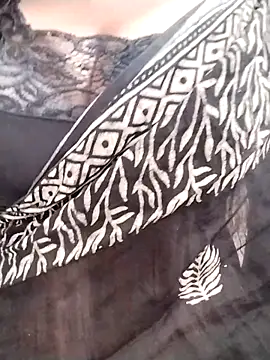 Snapshot of Nancy-22 chatting on October 17, 2025, 2:37 am Nancy-22 online show from October 17, 2025, 2:37 am