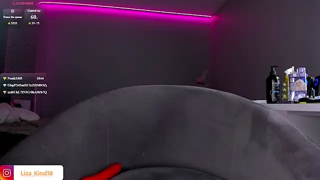 Snapshot of juicy-pussy chatting on July 7, 2026, 7:23 am juicy-pussy online show from July 7, 2026, 7:23 am