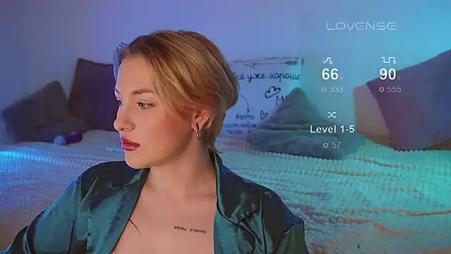 kris69kiss online show from March 10, 2025, 2:48 pm