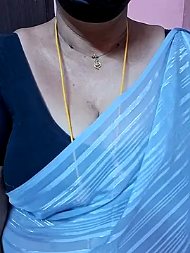 ananya956 online show from February 6, 2026, 1:40 pm